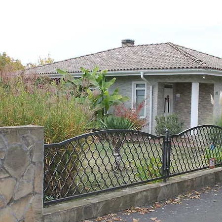 Дом отдыха Harmath Vendeghaz Балатонсарсо